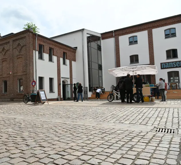 Blick auf das Gebäude in der Speicherstraße 15