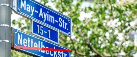 Straßenschild Mary-Ayim-Straße