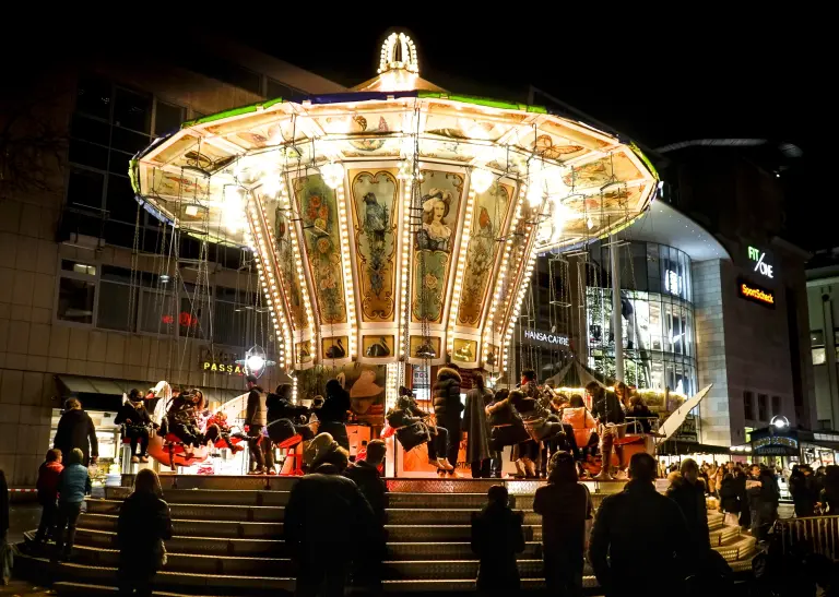 Mittelalter trifft Jahrmarktflair - der Hansemarkt bietet eine stimmungsvolle Mischung.