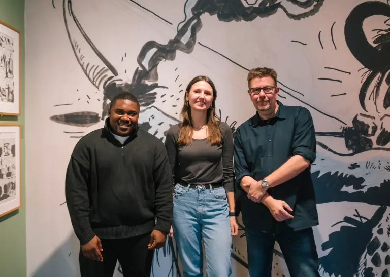 Das Team hinter "Black Comics": (von links): Fabrice Tenembot (Afrikultur), Sophia Paplowski (schauraum: comic + cartoon), Alexander Braun (Kurator)