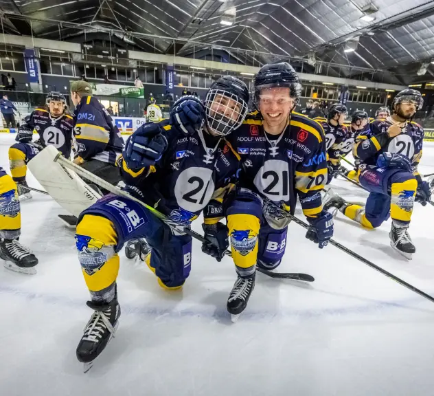 Jubelndes Eishockey-Team