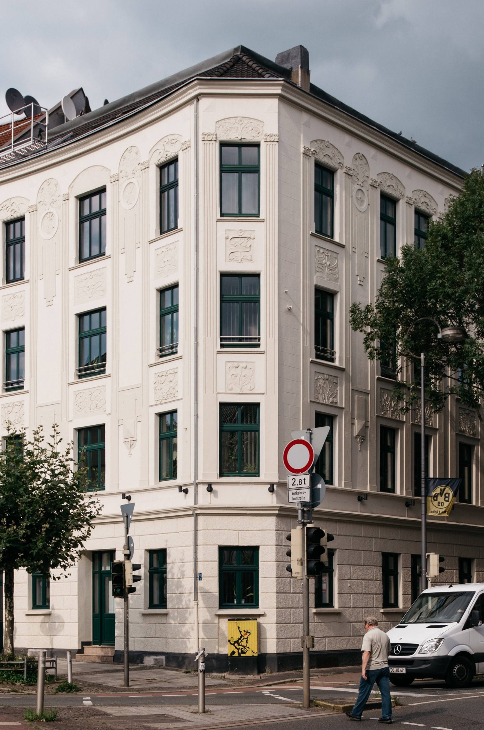 Das Haus am Borsigplatz 12 nach der Sanierung.