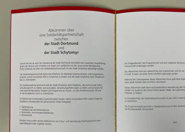 Die Stadt Dortmund hat eine Städtepartnerschaft mit der ukrainischen Stadt Schytomyr gegründet.