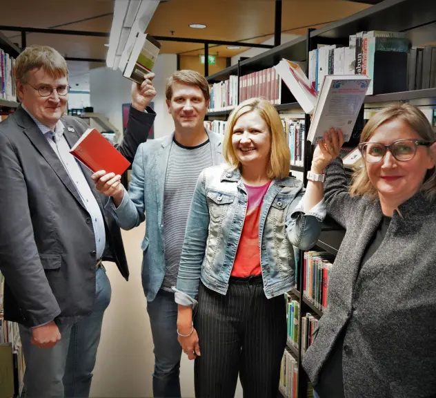 Das Teamt des Bücherstreits: Dr. Johannes Borbach-Jaene, Dr. Tobias Lachmann, Dr. Julia Sattler, Dr. Iuditha Balint (v.l.)